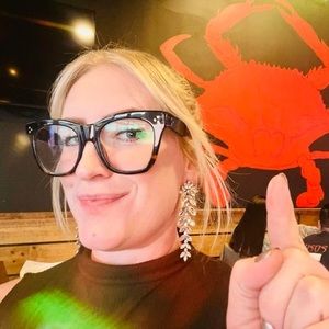 Meet your Posher, Mandy